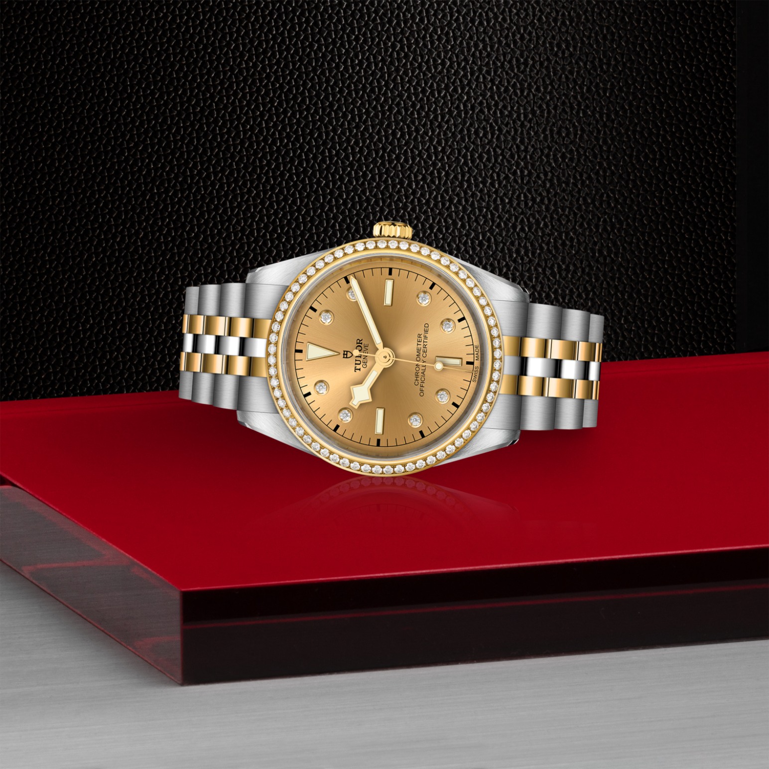 Tudor BLACK BAY ONE 36 S&GM79653-0007 - Verga 1947